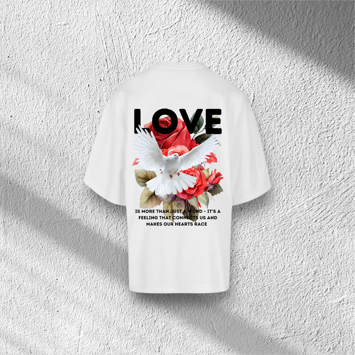 Love | Huge Tee